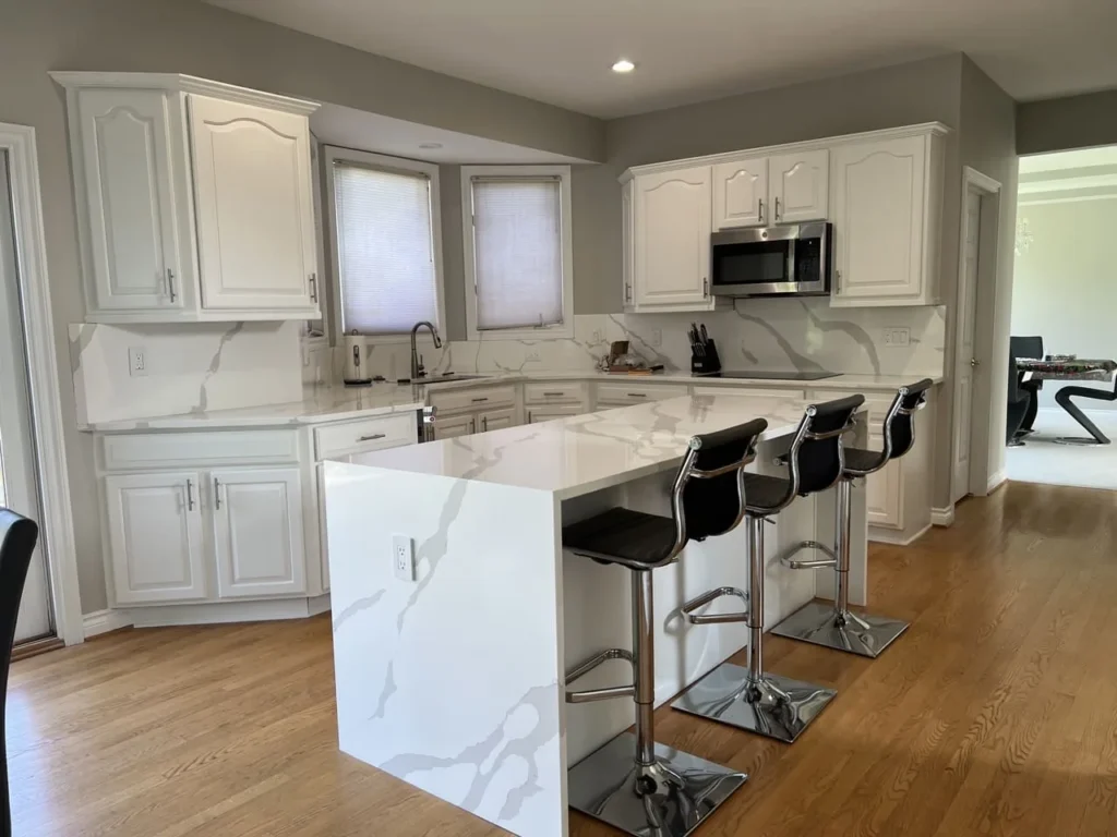 Kitchen Cabinet Refacing: Pros and Cons 7 interior best kitchen cabinet painting service